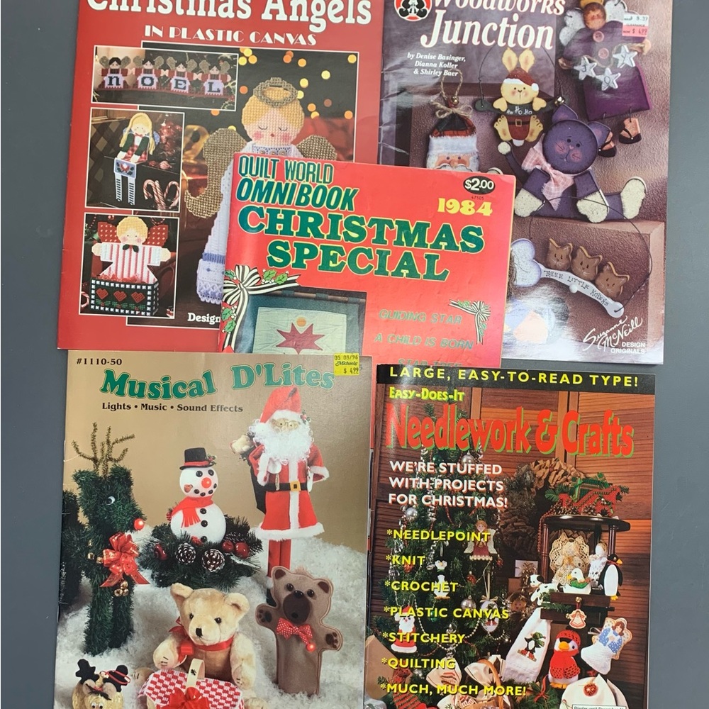(3 for $20)5 vintage crafting magazines, Christmas theme guc